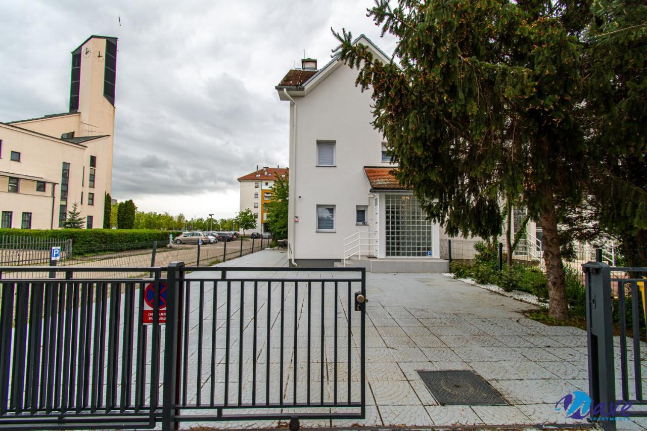 Two Bedroom Modern Apartment Near The Airport Velika Gorica Exterior photo